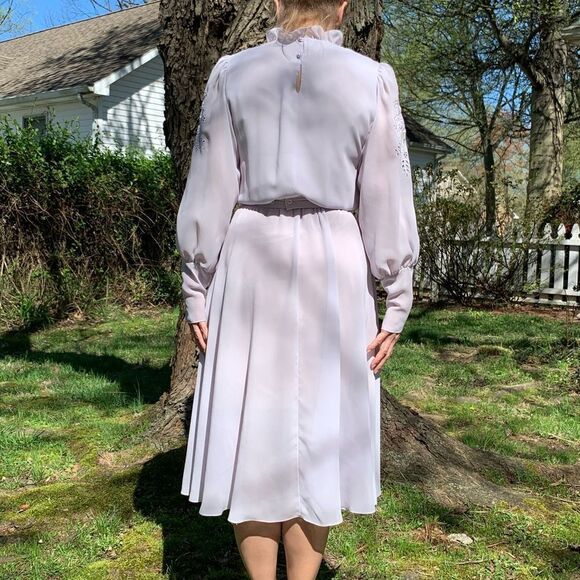 Vtg Ursula of Switzerland pale lavender dress - Picture 3 of 8